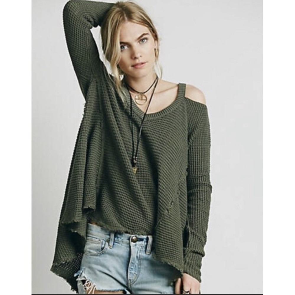 Free People Moonshine Cold Shoulder Distressed Hem Olive Sweater S Fairy Grunge‎